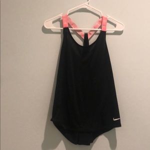 black nike tank top